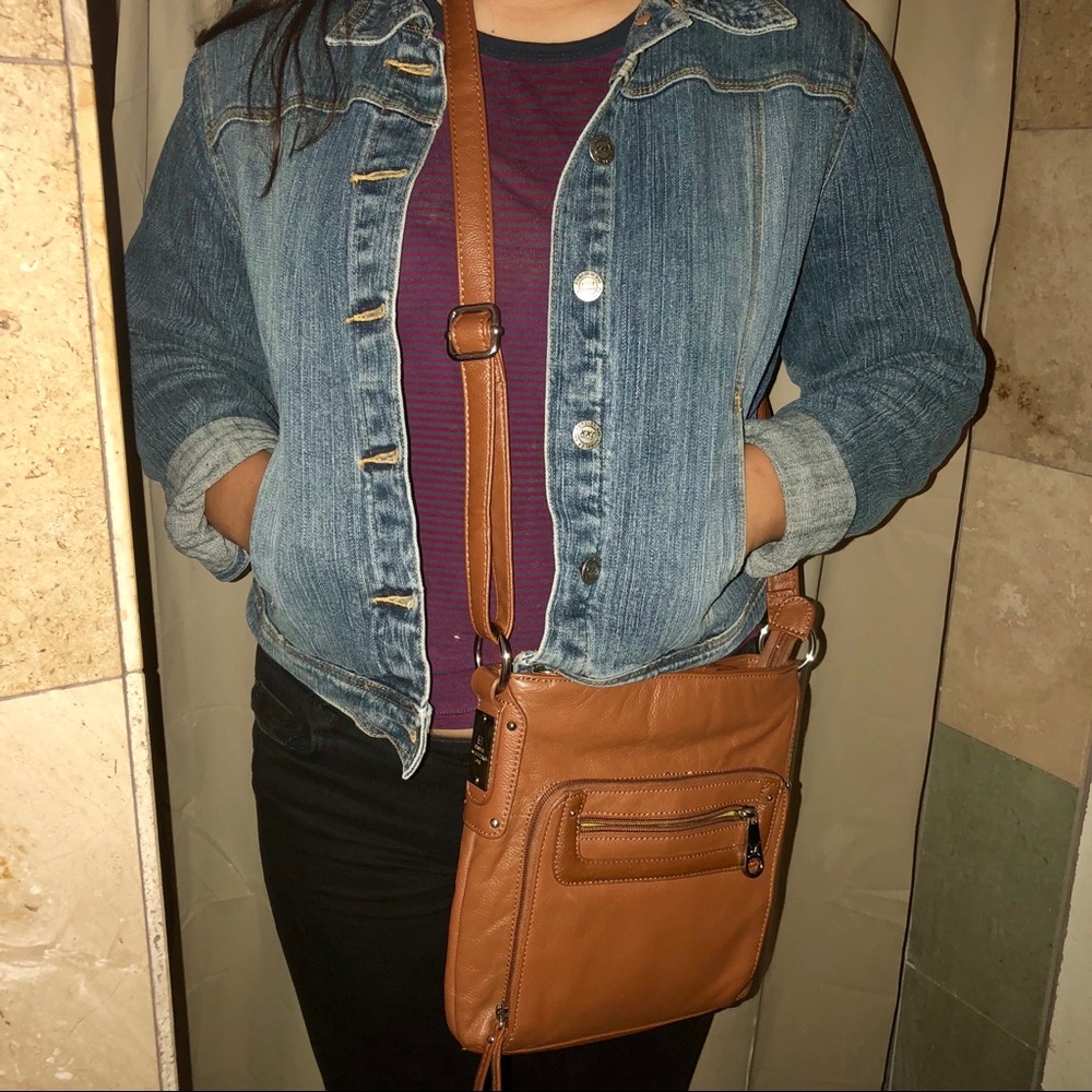 Light brown leather crossbody EUC - Picture 8 of 8